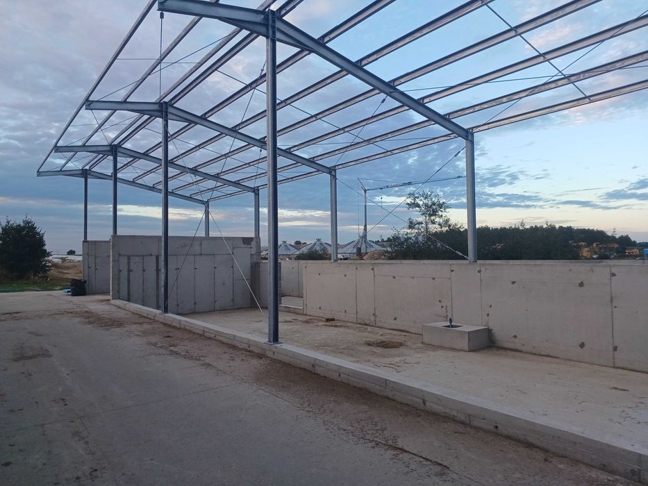 Wiata stalowa - konstrukcja 70x8m SystemSPAW