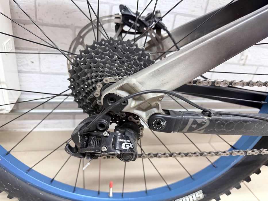 Rower downhill NS FUZZ 27,5" DH w rozmiarze M 052