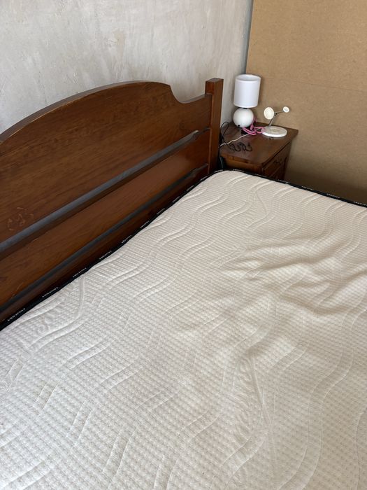 Cama casal 160 x 200 com cabeceiras e colchão