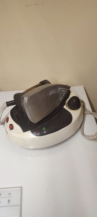 Ferro engomar com caldeira Ufesa