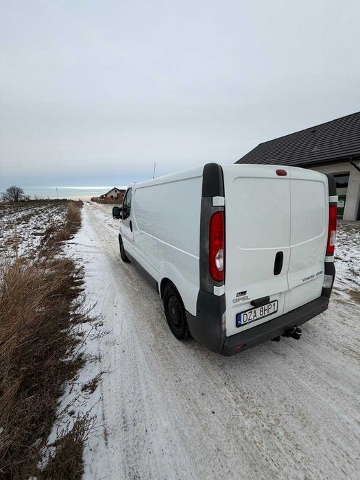 Opel vivaro  2.0cdti 2013 rok