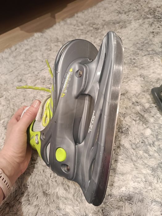 Łyżwy Broyx r 30-33