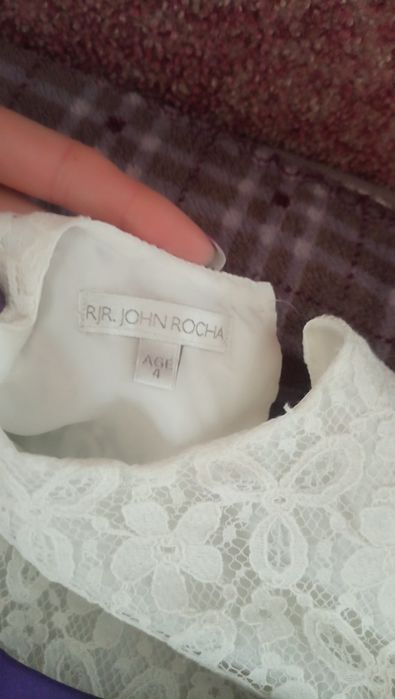 Нарядна сукня для дівчинки.