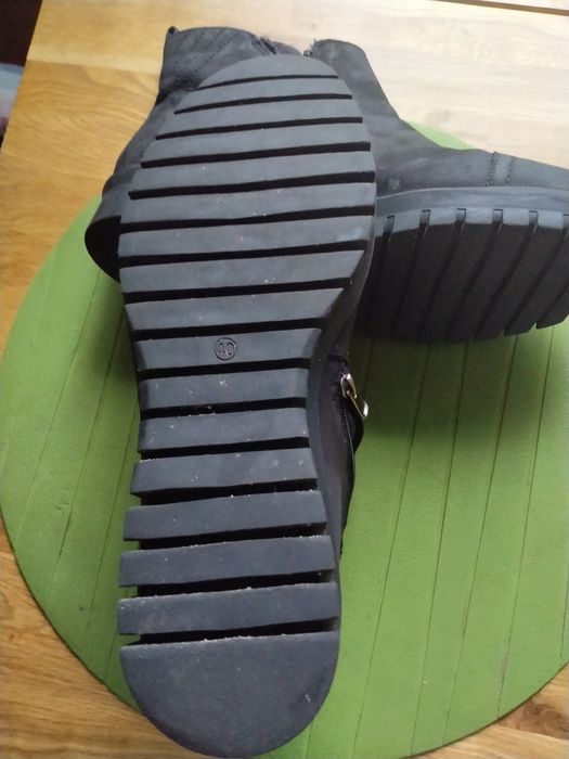 Czarne botki Lasocki rozm.40