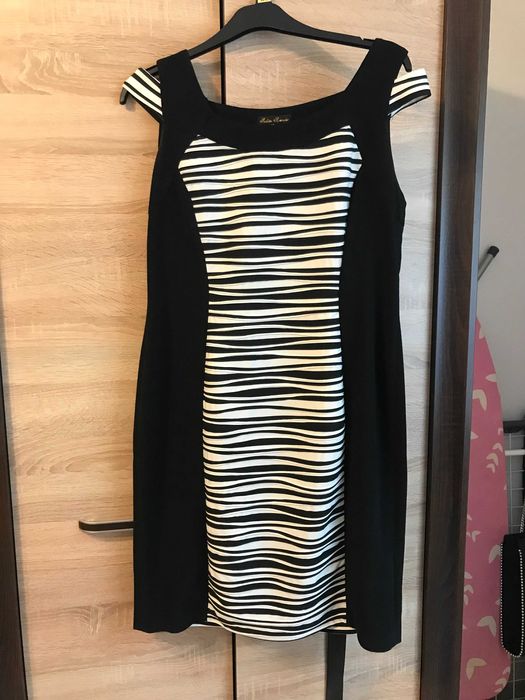 Sukienka wyszczuplająca