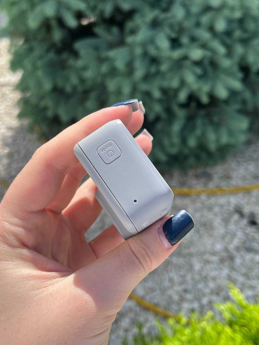 Екшн-камера GoPro Hero 7 white в кейсі