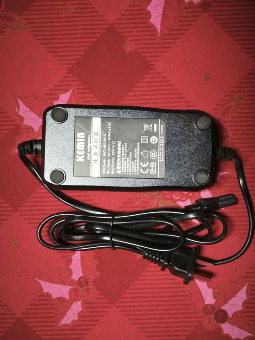 Adaptador mini frigorífico Kemin 12v 5A