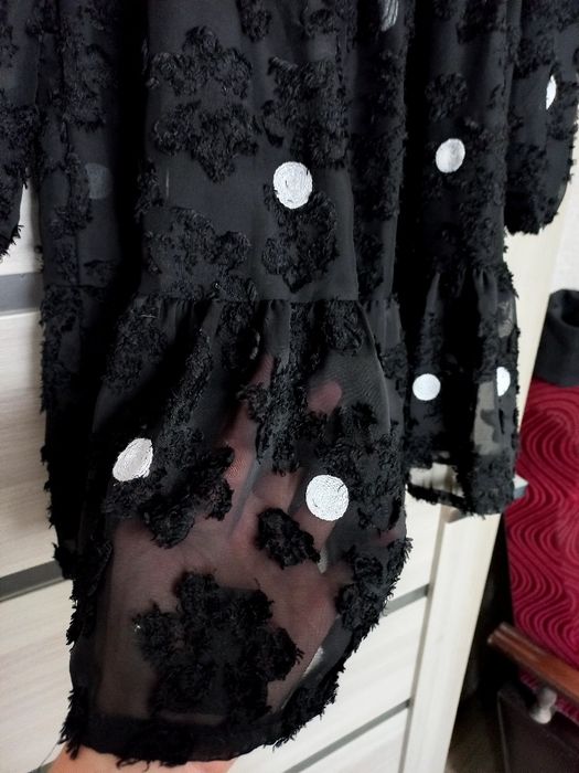 Сукня чорна в горох