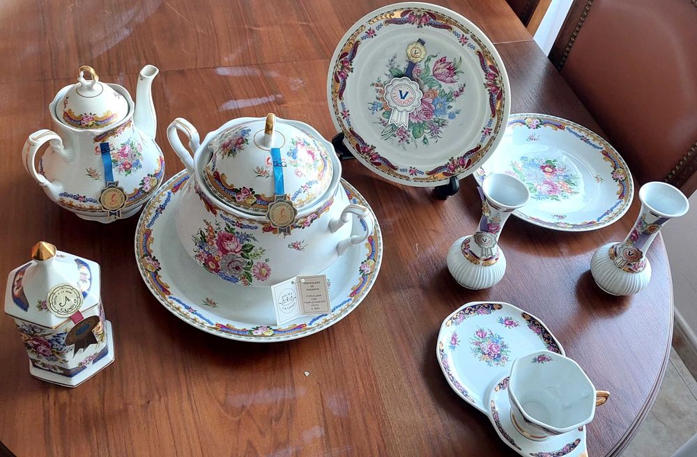 Conjunto de porcelana