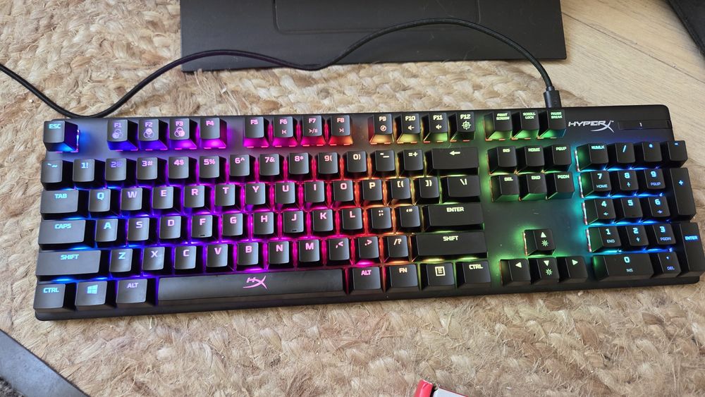 Teclado Mecanico HyperX Alloy Origins RGB Red Linear- como novo com caixa