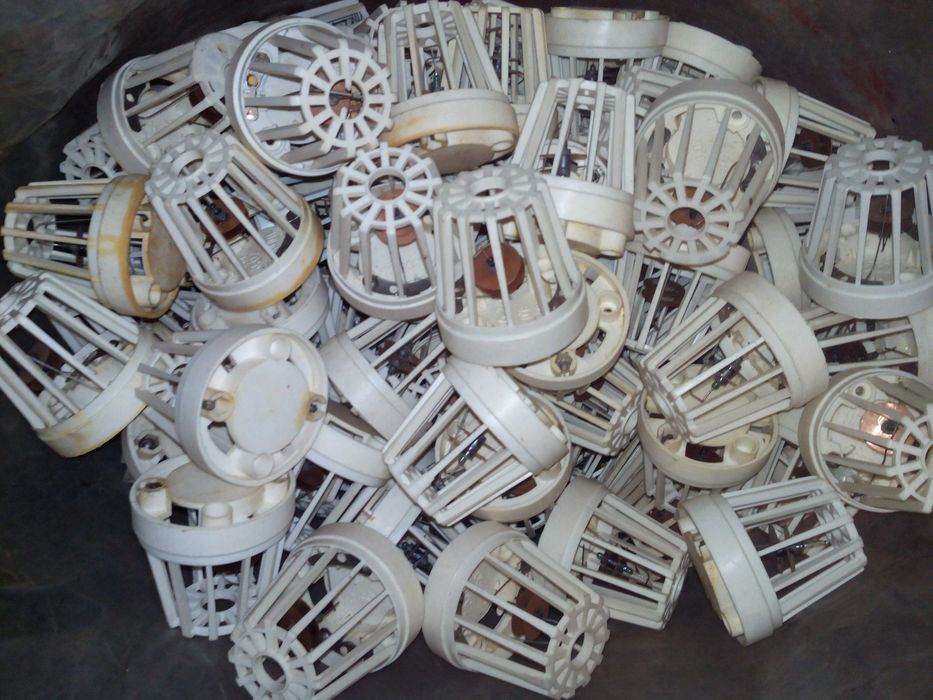 Извещатель  ИП-105-2\1. Извещатель  ИО 102.Извещатель  ИП-104-1.