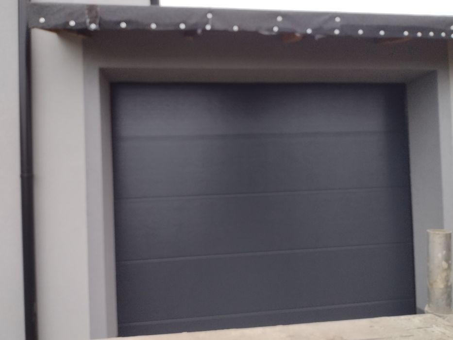 Brama garażowa segmentowa 3000x2800Antracyt woodgrain