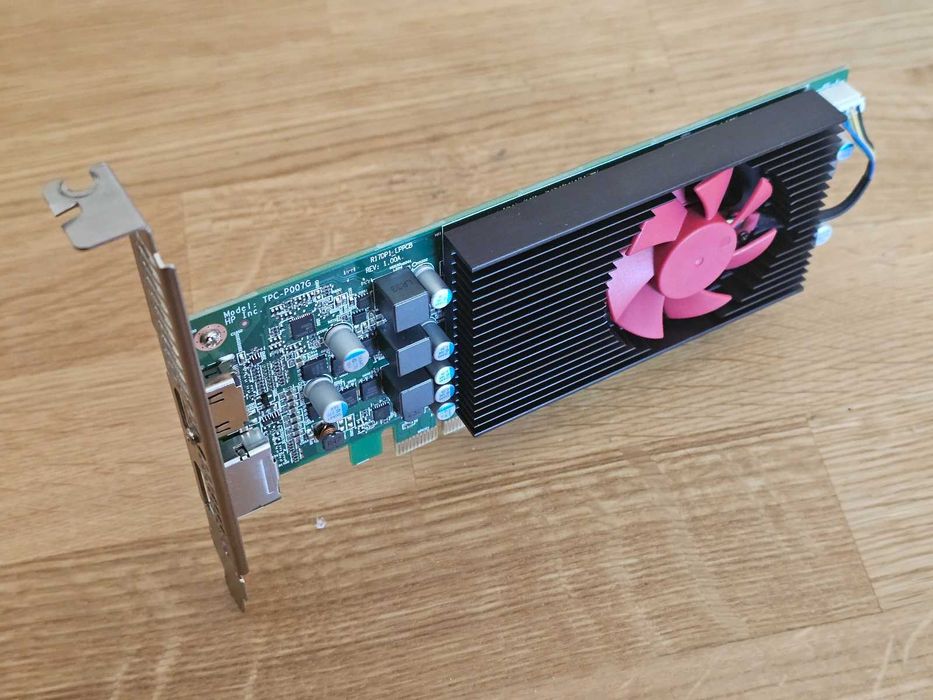AMD Radeon RX 550 4GB GDDR5 | DisplayPort - HDMI | Stan idealny