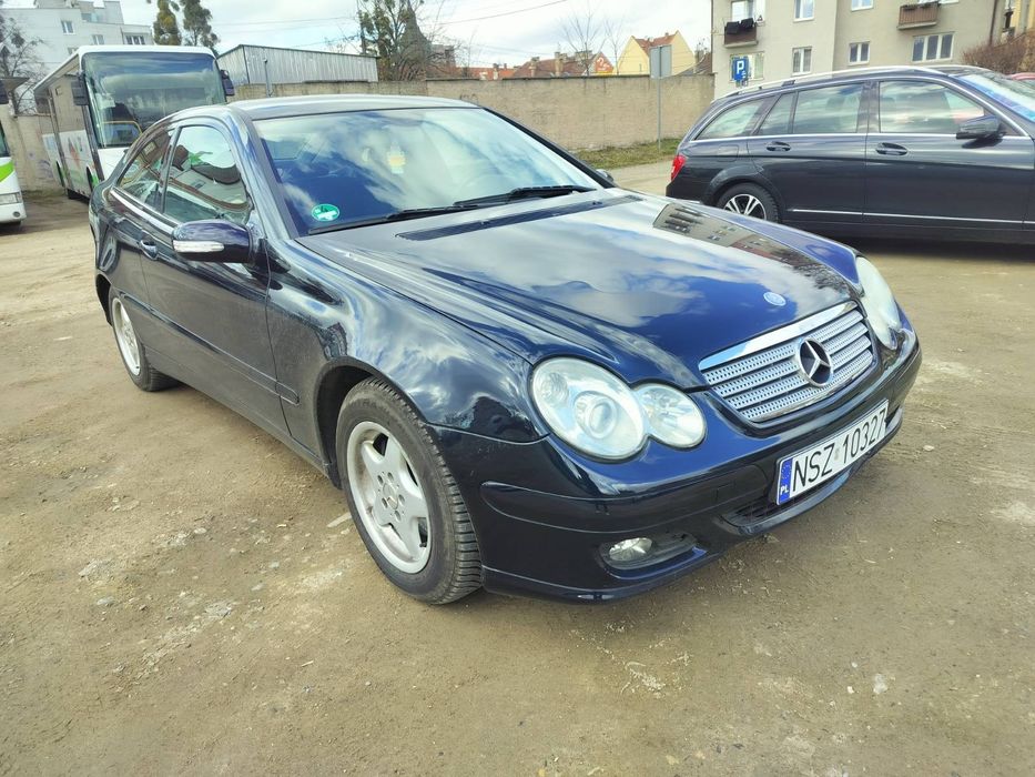 Sprzedam Mercedesa 203