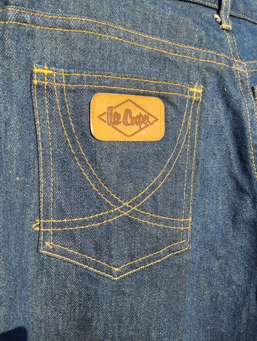 Продаю джинсы Lee Cooper Lee Cooper Latvija

RU

История бренда
Основа