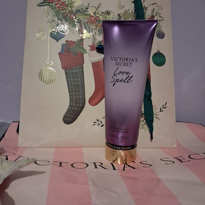 Balsam do ciała Victoria's Secret  .Love Spell