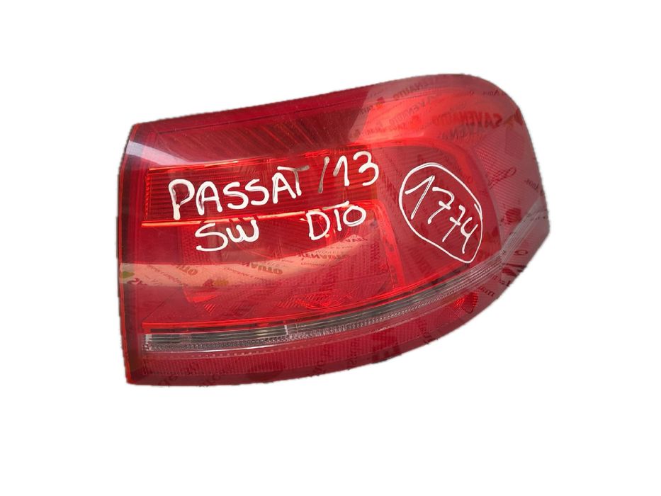 Farolim direito VOLKSWAGEN Passat Variant Van (365)