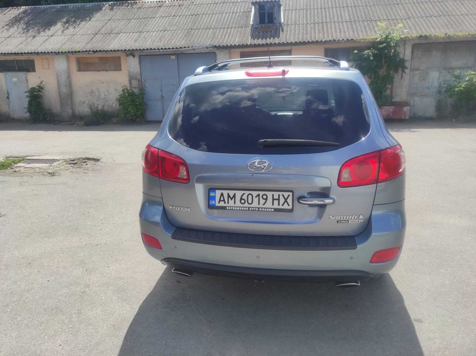 Продам автомобіль Hyundai santa fe
