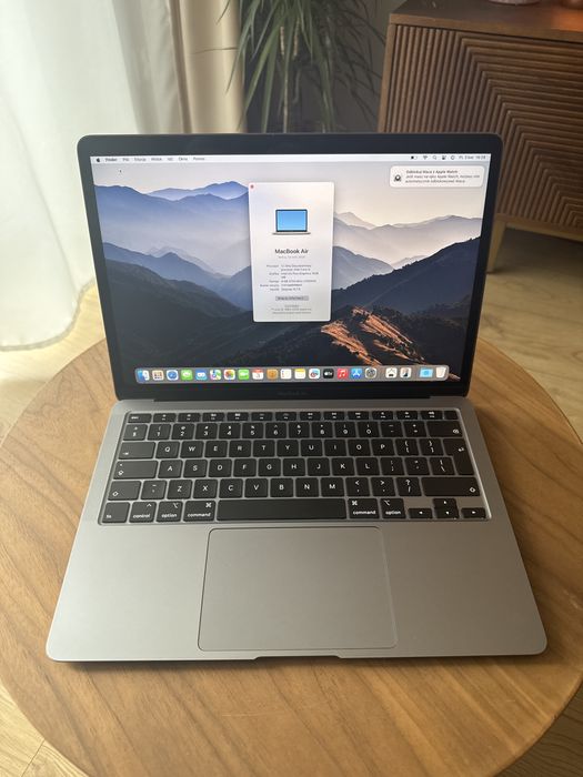 MacBook Air 2020 8/256 156 cykli bateria space gray Retina