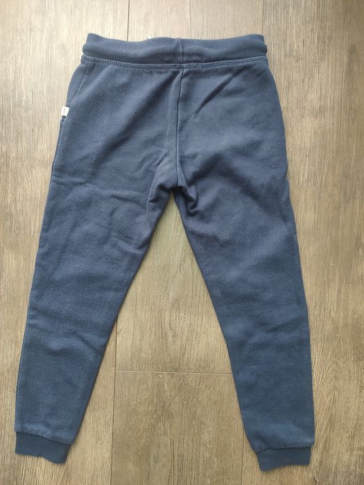 Spodnie dresowe dziewczęce r.110 Primark cares