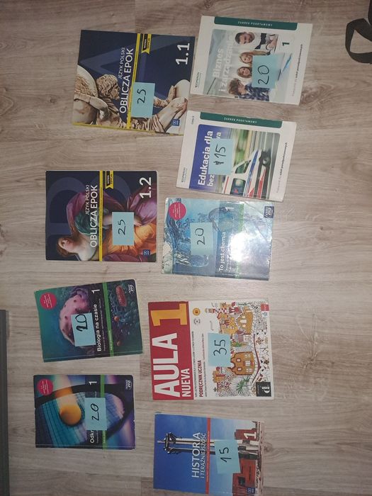 Sprzedam książki do liceum/technikum osobno lub całość