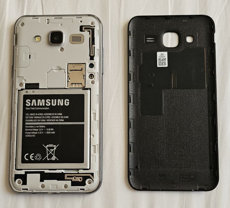 Telemóvel Samsung Galaxy J5