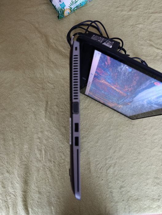 Laptop HP elitebook 840 G2-i7/8 GB ram/ SSD 256 GB/Windows 11 pro