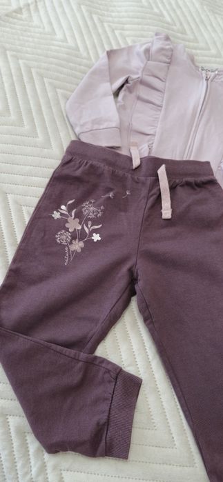 Костюмчик дівчинці