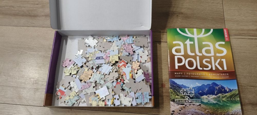 Układanka plus atlas Polski Polska województwa i powiaty DEMART
