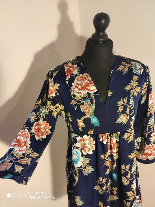 Sunienka r. 36 S kwiaty satyna