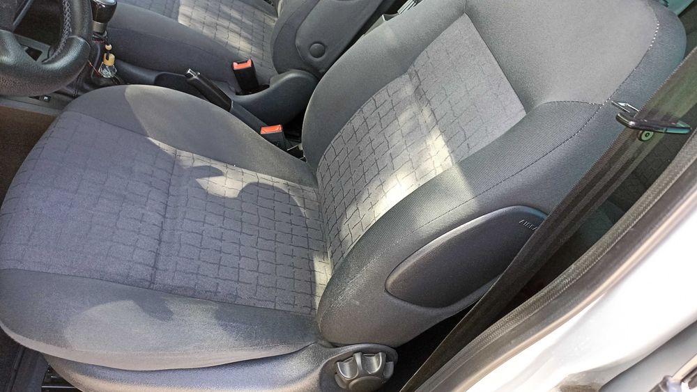 SEAT Alhambra em muito bom estado