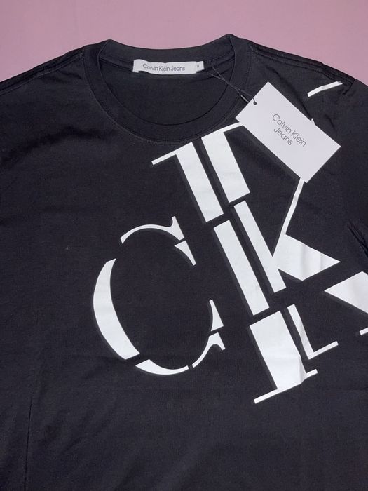 Wyprzedaż T-shirt męski Calvin Klein Jeans.