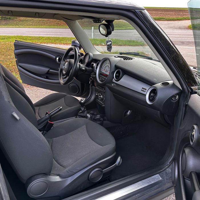 MINI Cooper D — 2013