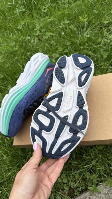 Бігові кросівки HOKA  BONDI 8 кросівки для спорту зручні кросівки