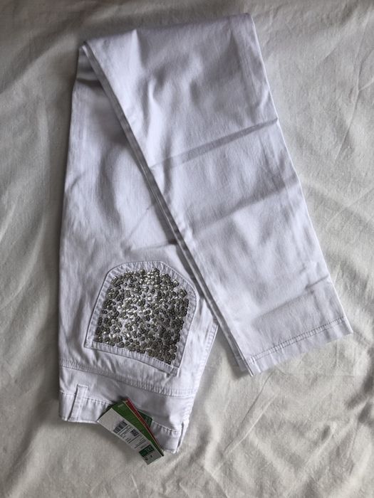 Lote calçoes e calças brancas de menina