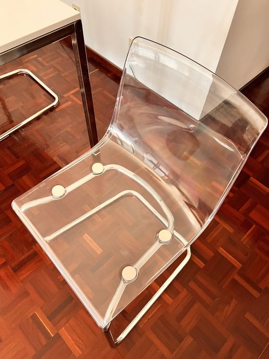 Mesa Ikea c/ cadeiras