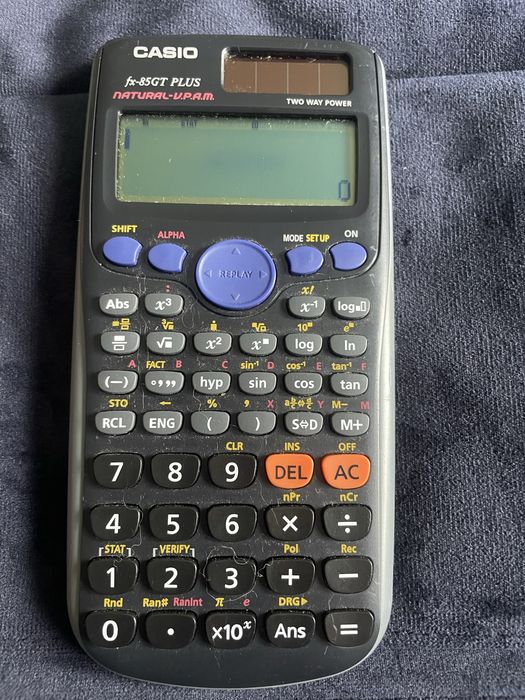 Науковий калькулятор Casio fx-85GT PLUS (Natural-V.P.A.M.)