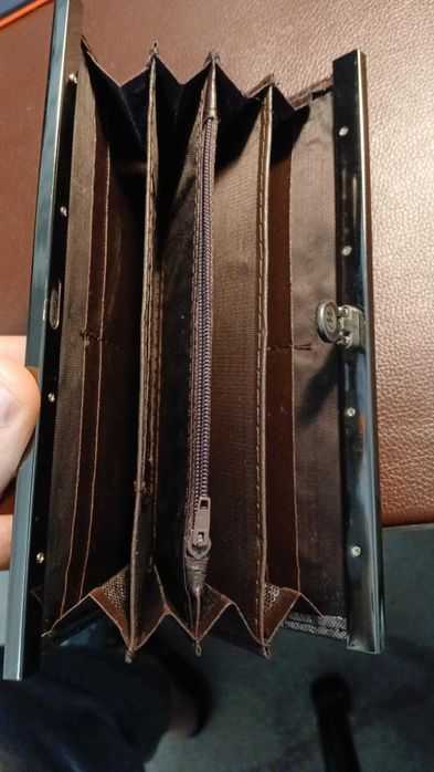 Stylowy portfel damski