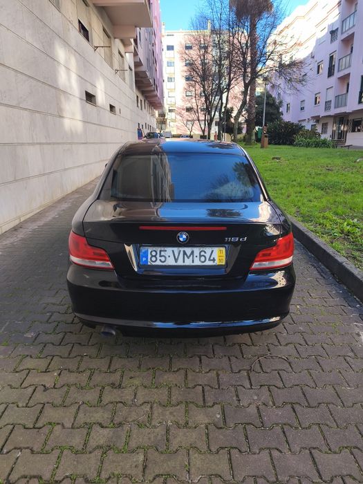 BMW 118d coupé preto