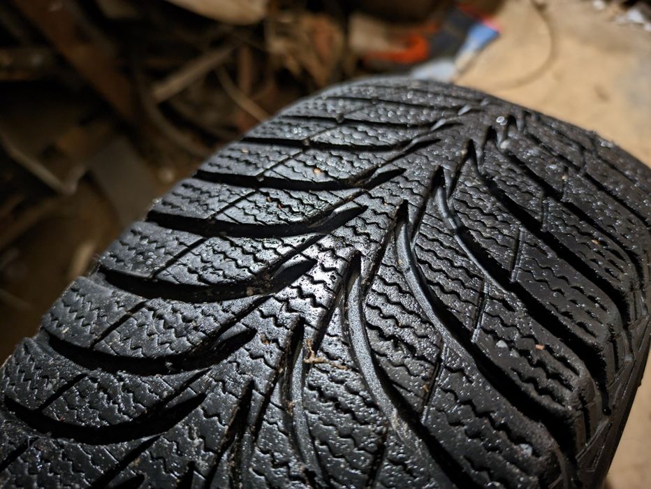 Зимні шини Goodyear Ultra Grip 7 Ice +  175/65 R14 (ціна за 1шт)14