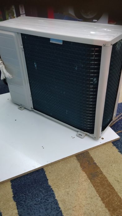 Наружный блок кондиционера Медея  MUE -18HRN1-Q.