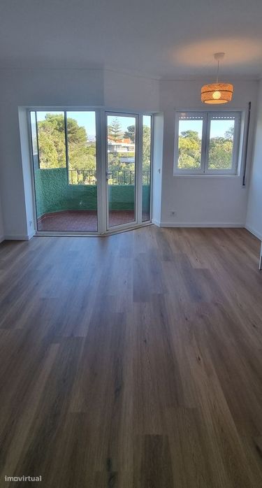 Luminoso t1 em Cascais