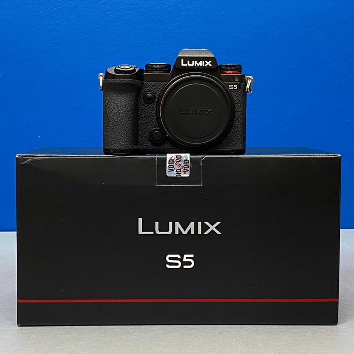 Panasonic Lumix DC-S5 (Corpo) - 24.2MP