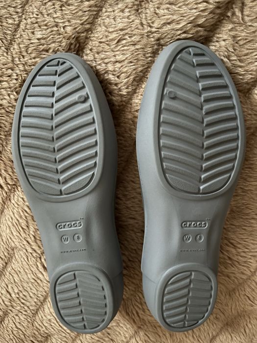 Baleriny Crocs W 8 wkladka 24,5 cm.