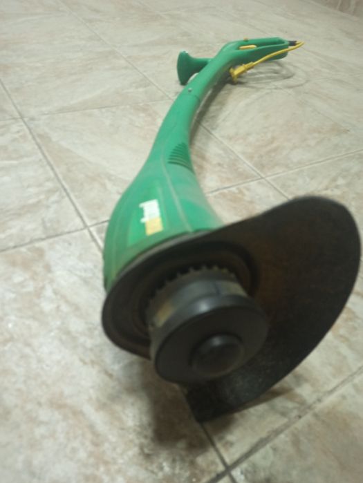 Aparador de relva elétrico 250 Watt corte 22 cm