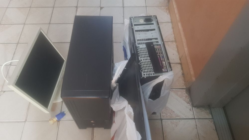 Продам два системних блока.