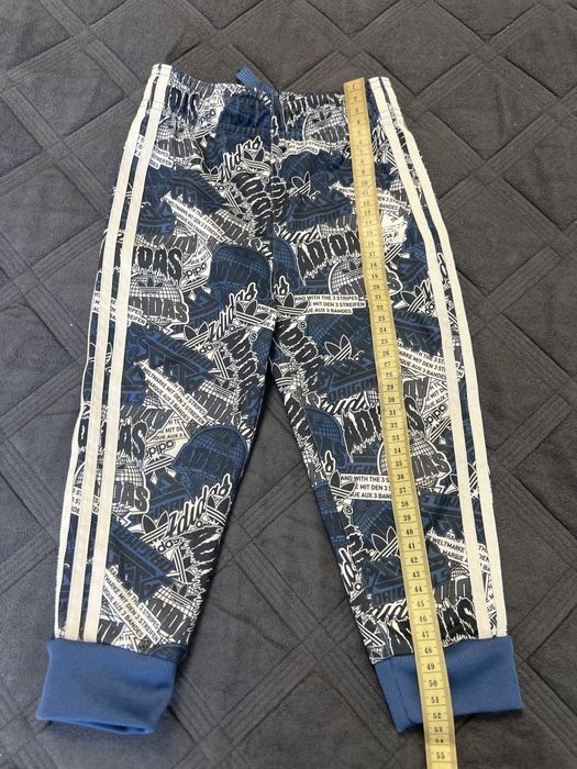 Спортивний костюм adidas