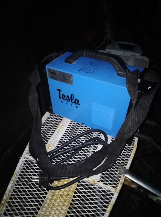 Инвертор сварочный TESLA MMA282