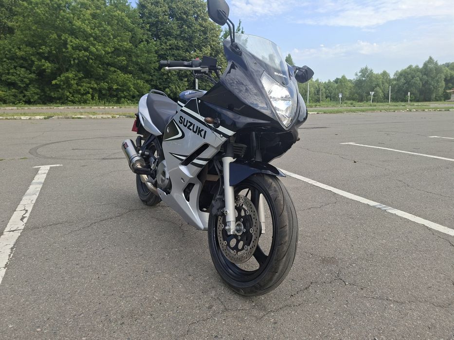 Мотоцикл Suzuki GS 500 F