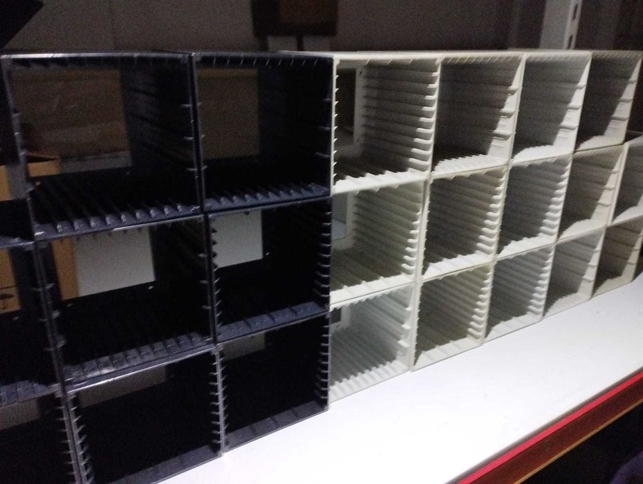 Caixas Para Arrumação com Capacidade de 10 CDS ou DVDS
